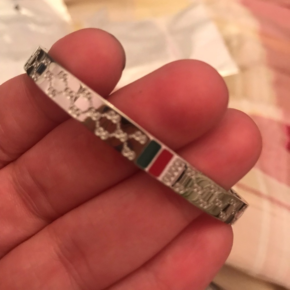 Bracelet metal